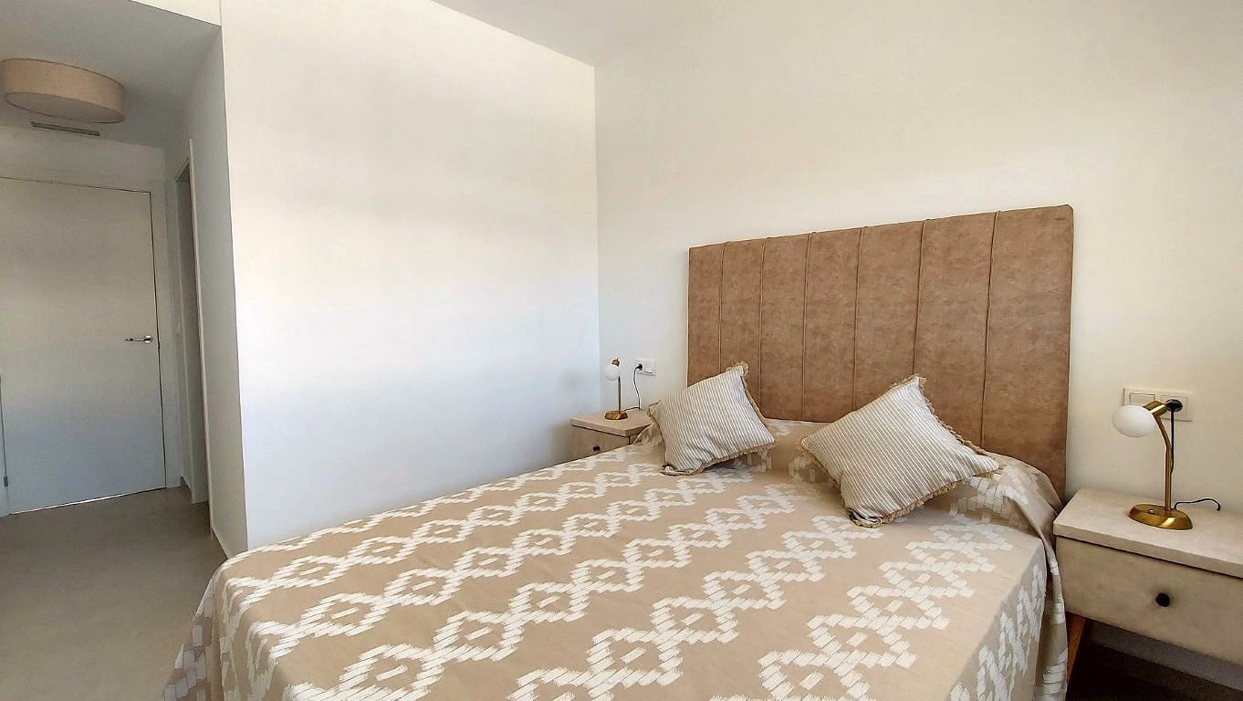 2 sovrum Takvåning till salu i San Miguel de Salinas med pool garage - 316 000 € (Ref: 9231497)