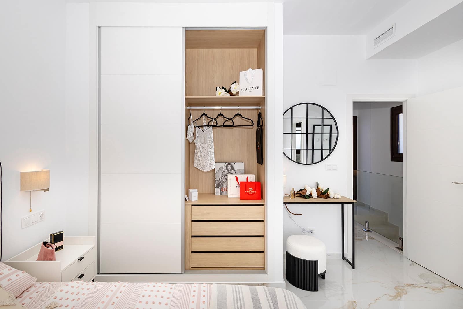 3 bedroom Villa for sale in Polop with pool garage - € 598,000 (Ref: 9236094)