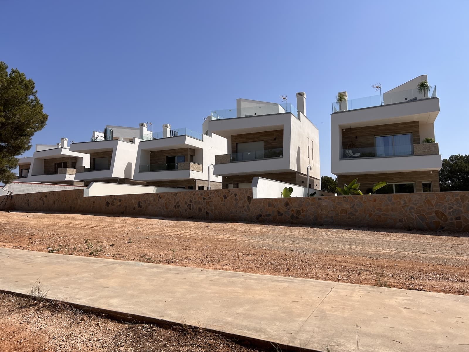 3 bedroom Villa for sale in Pilar de la Horadada with pool - € 474,000 (Ref: 9236164)
