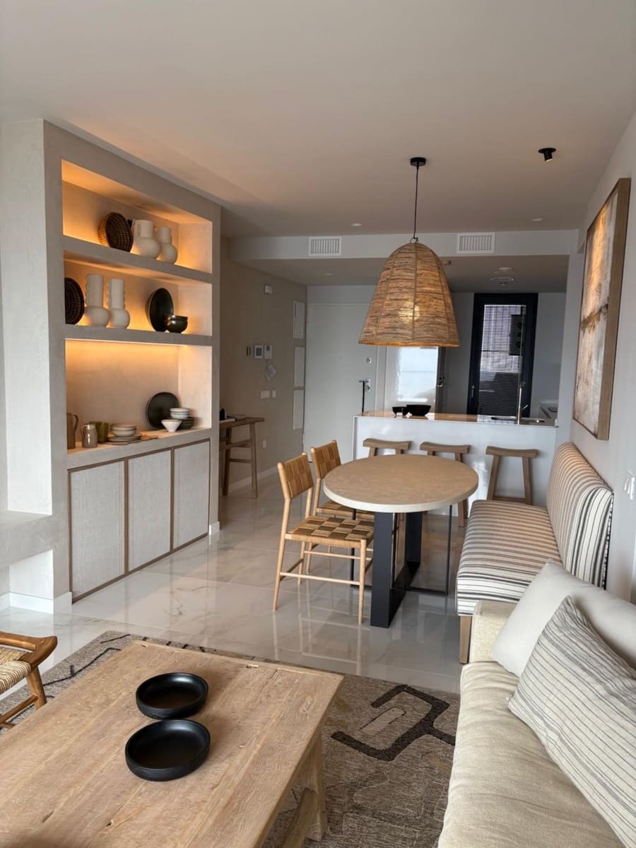 2 slaapkamer Appartement te koop in Benidorm met zwembad - € 655.000 (Ref: 9254771)