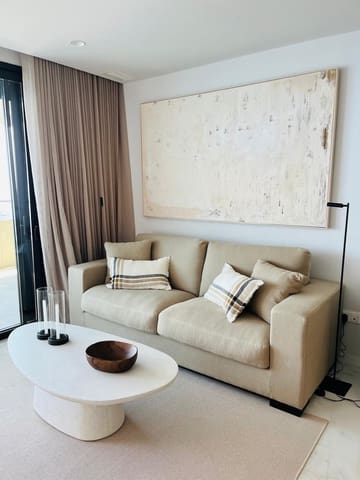 2 slaapkamer Appartement te koop in Benidorm met zwembad - € 655.000 (Ref: 9254771)