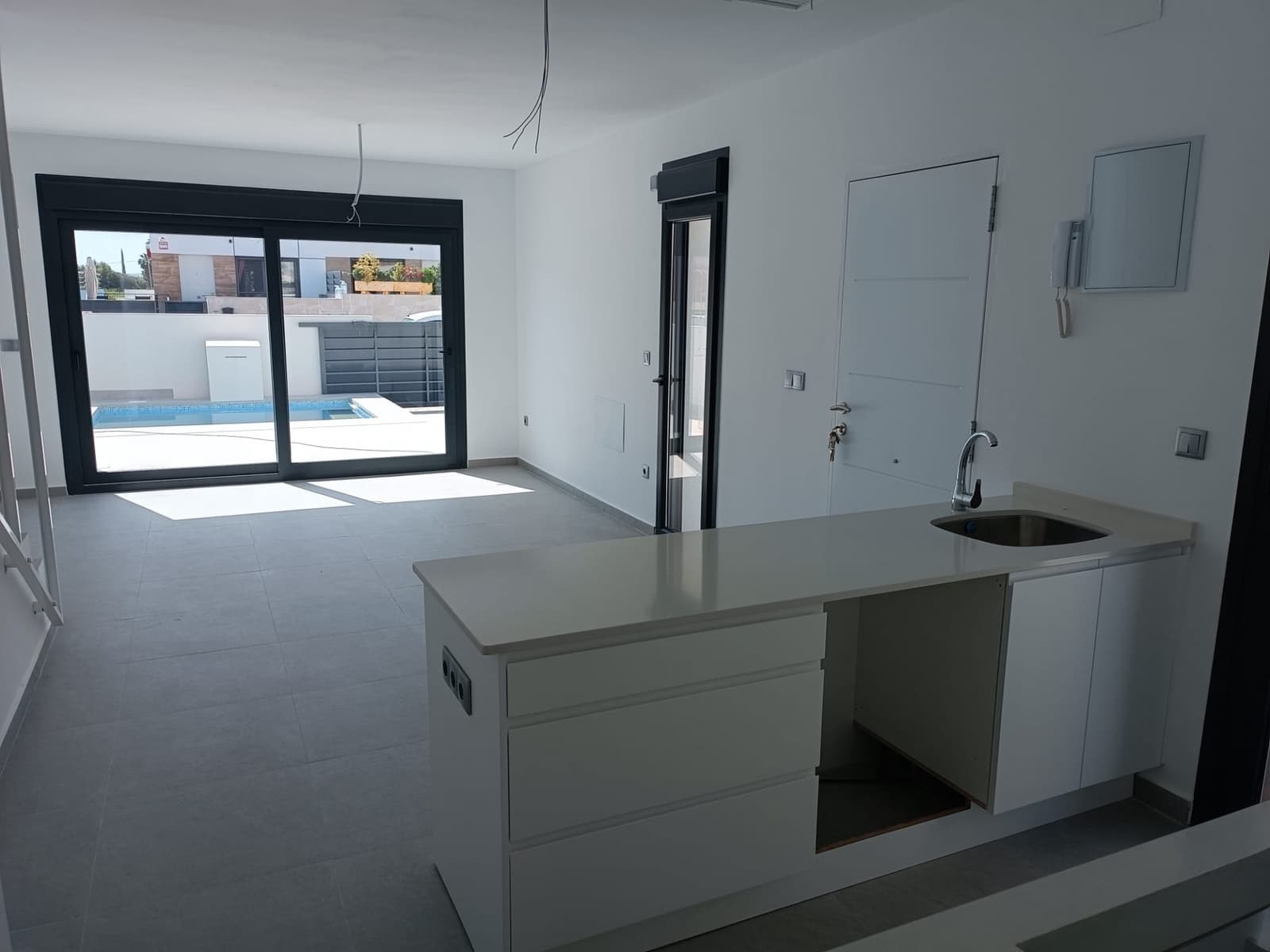 3 slaapkamer Villa te koop in Daya Nueva met zwembad garage - € 299.000 (Ref: 9288046)