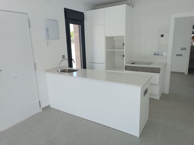 3 slaapkamer Villa te koop in Daya Nueva met zwembad garage - € 299.000 (Ref: 9288046)