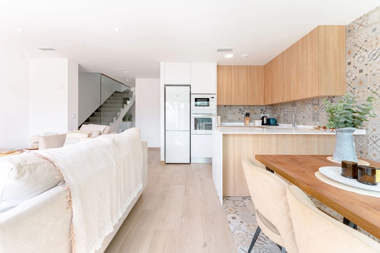 3 soveværelse Byhus til salg i Pilar de la Horadada med swimmingpool - € 379.000 (Ref: 9297108)