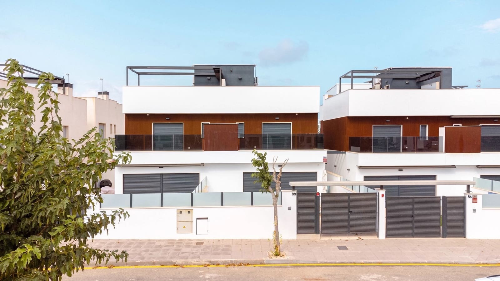 3 soveværelse Byhus til salg i Pilar de la Horadada med swimmingpool - € 379.000 (Ref: 9297108)