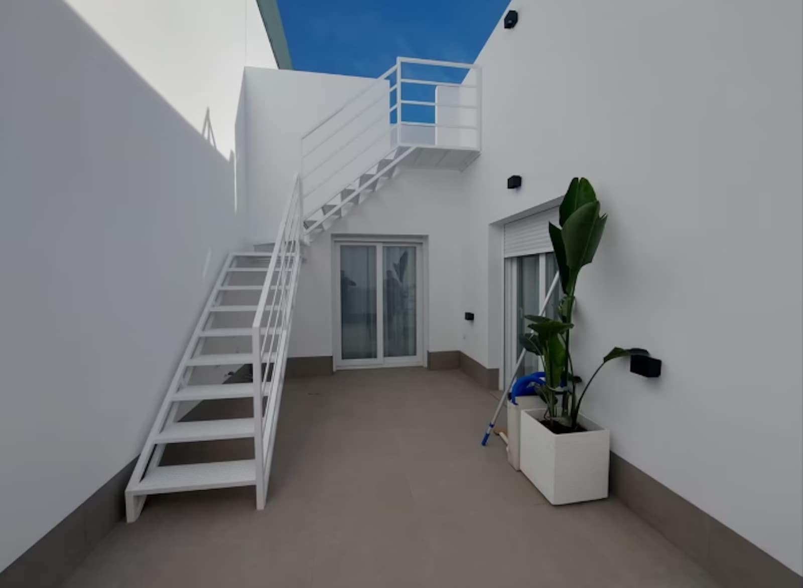 2 bedroom Villa for sale in Roldan with pool - € 227,000 (Ref: 9297111)