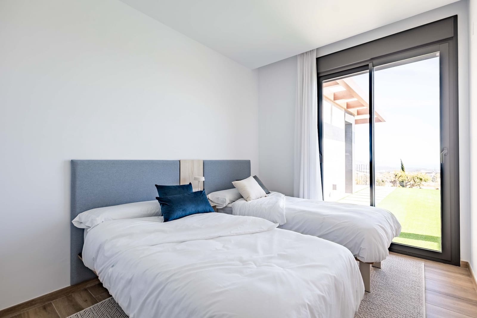 3 bedroom Villa for sale in Polop with pool - € 535,000 (Ref: 9300695)