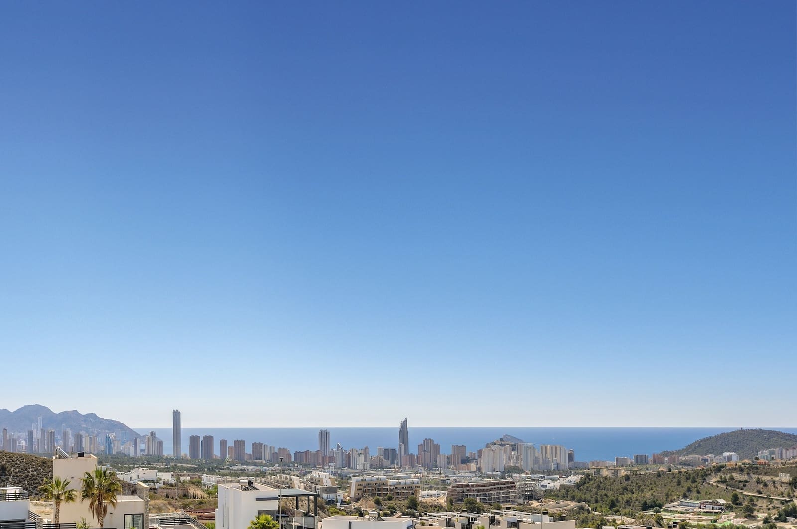 4 makuuhuone Huvila myytävänä paikassa Finestrat mukana uima-altaan - 555 000 € (Ref: 9303186)