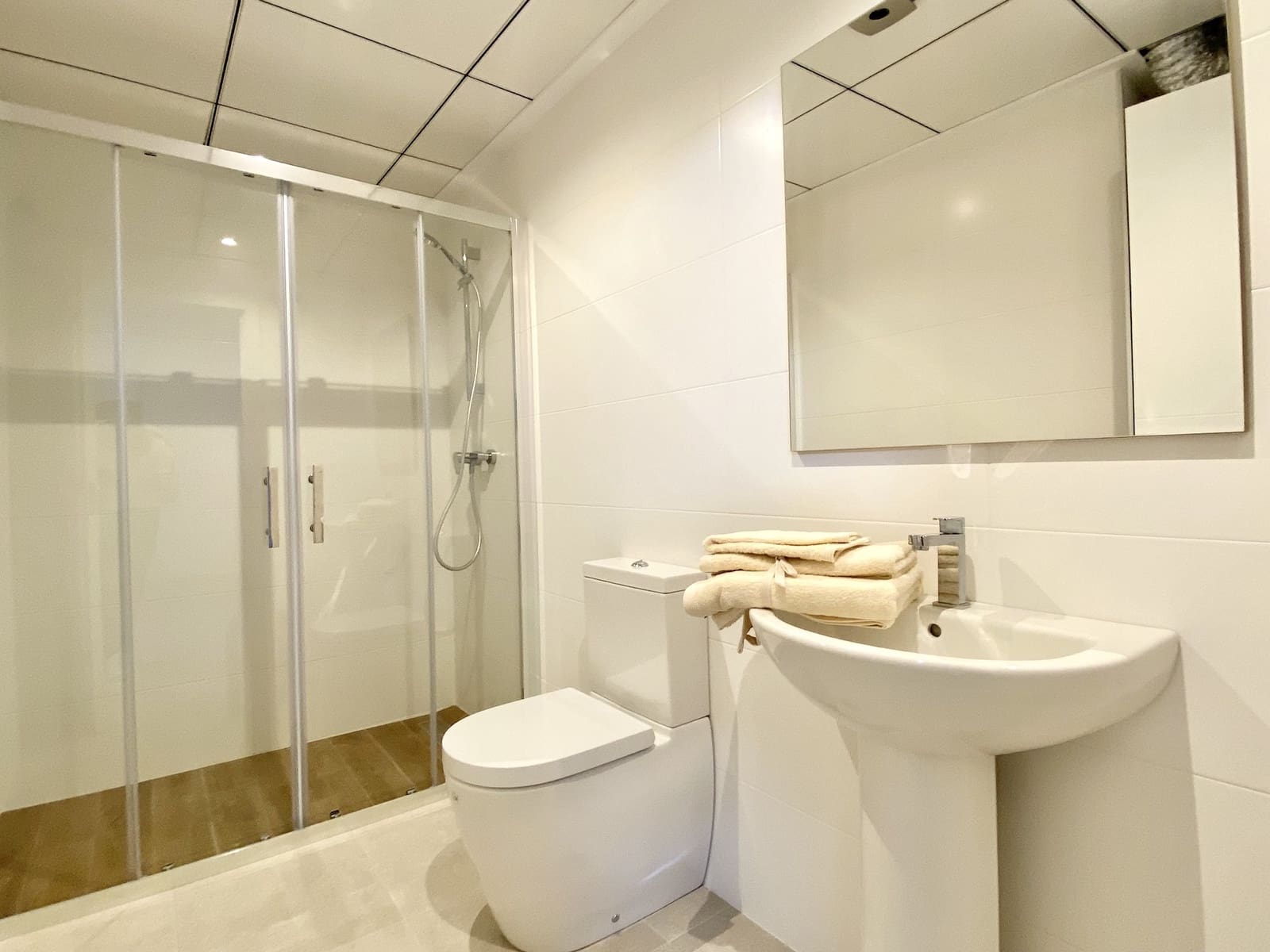 3 slaapkamer Villa te koop in La Nucia met zwembad - € 600.000 (Ref: 9304983)