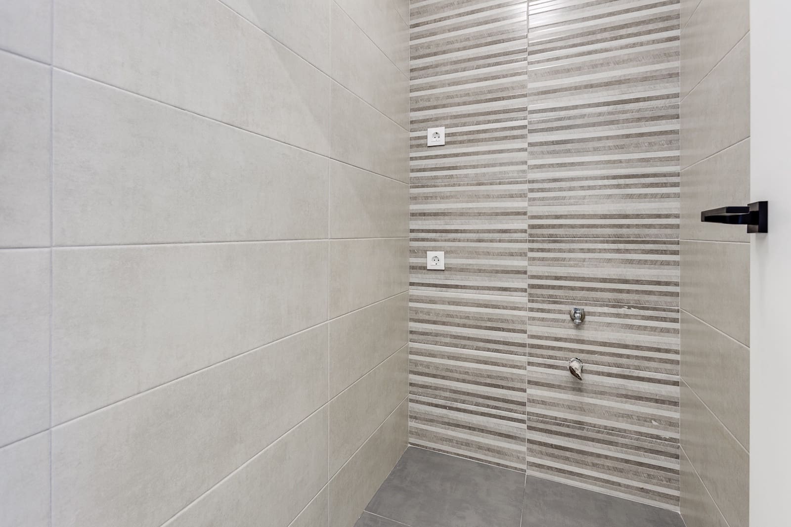 4 bedroom Villa for sale in La Mata with pool - € 940,000 (Ref: 9304985)