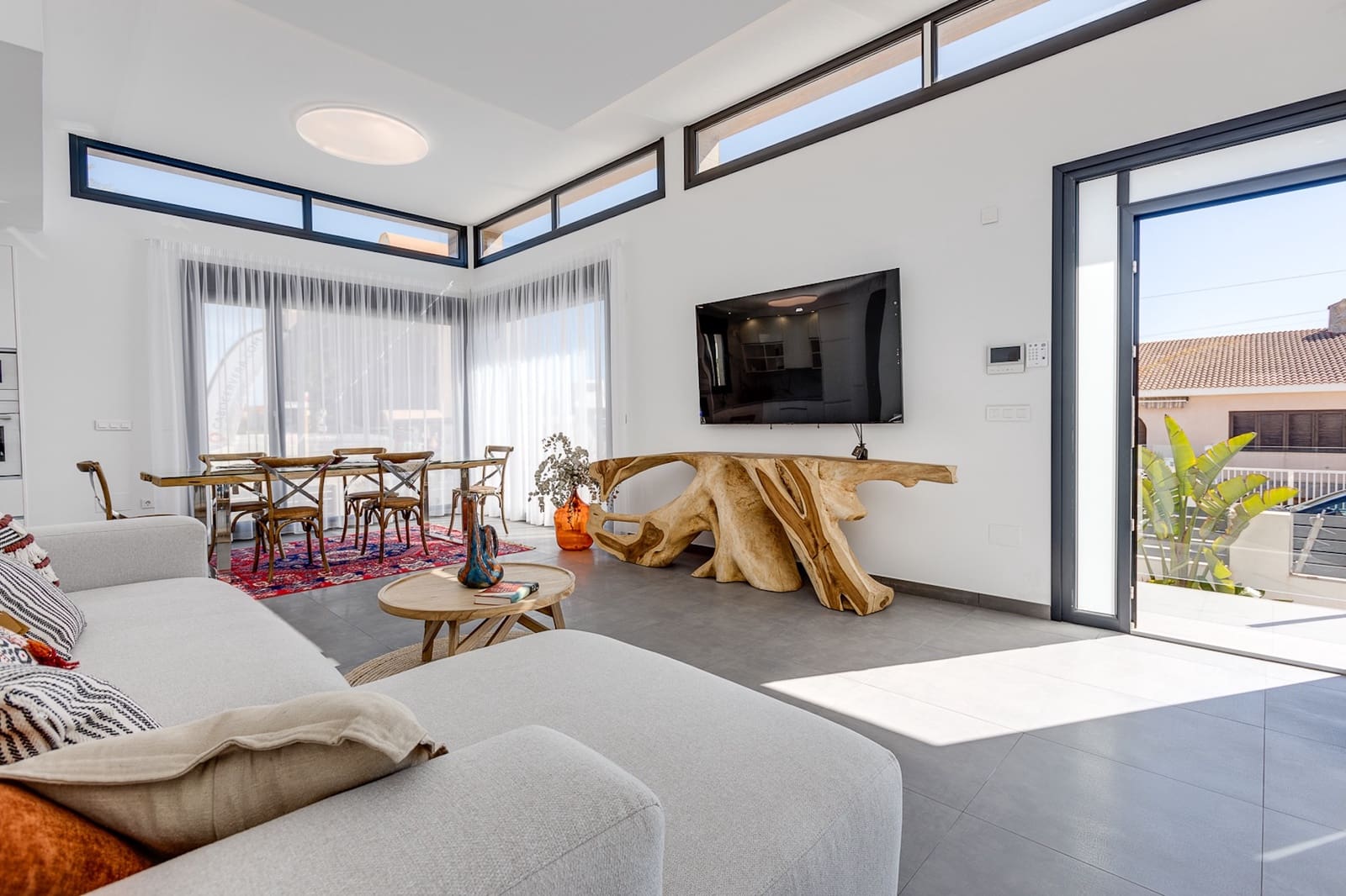 4 soveværelse Villa til salg i La Mata med swimmingpool - € 940.000 (Ref: 9304985)