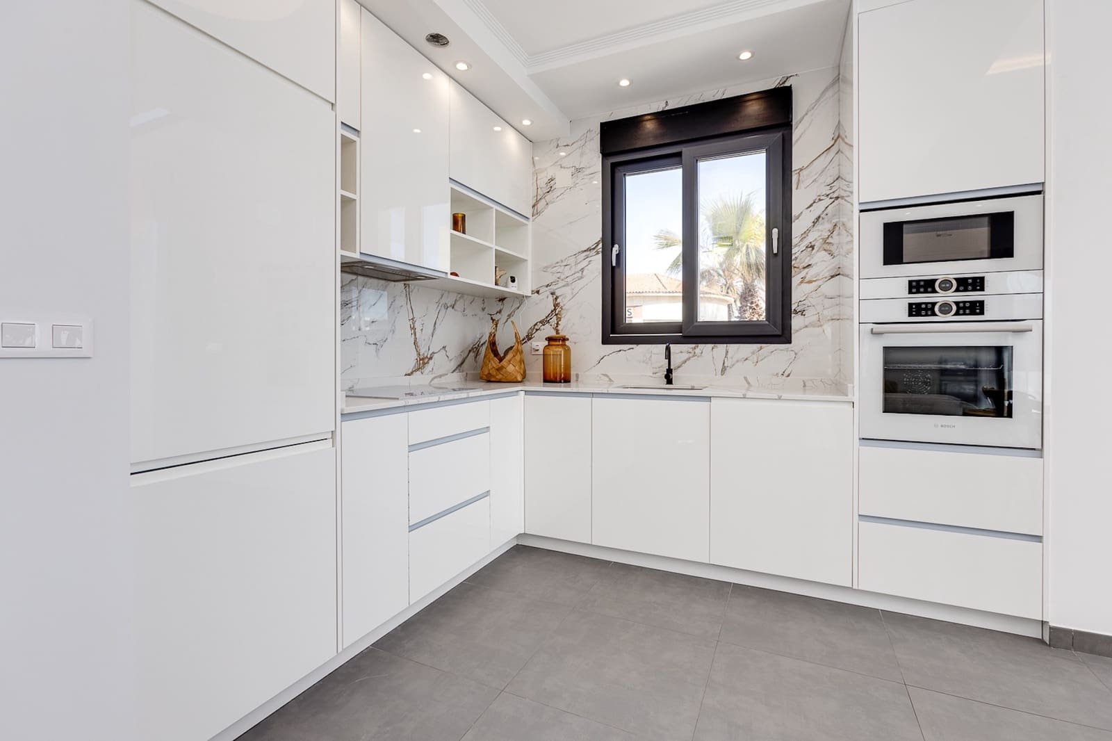 4 soveværelse Villa til salg i La Mata med swimmingpool - € 940.000 (Ref: 9304985)