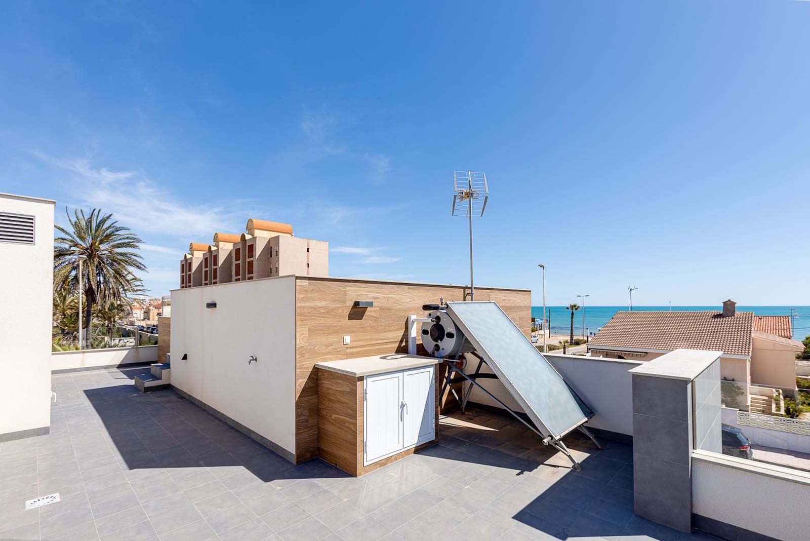 4 soveværelse Villa til salg i La Mata med swimmingpool - € 940.000 (Ref: 9304985)