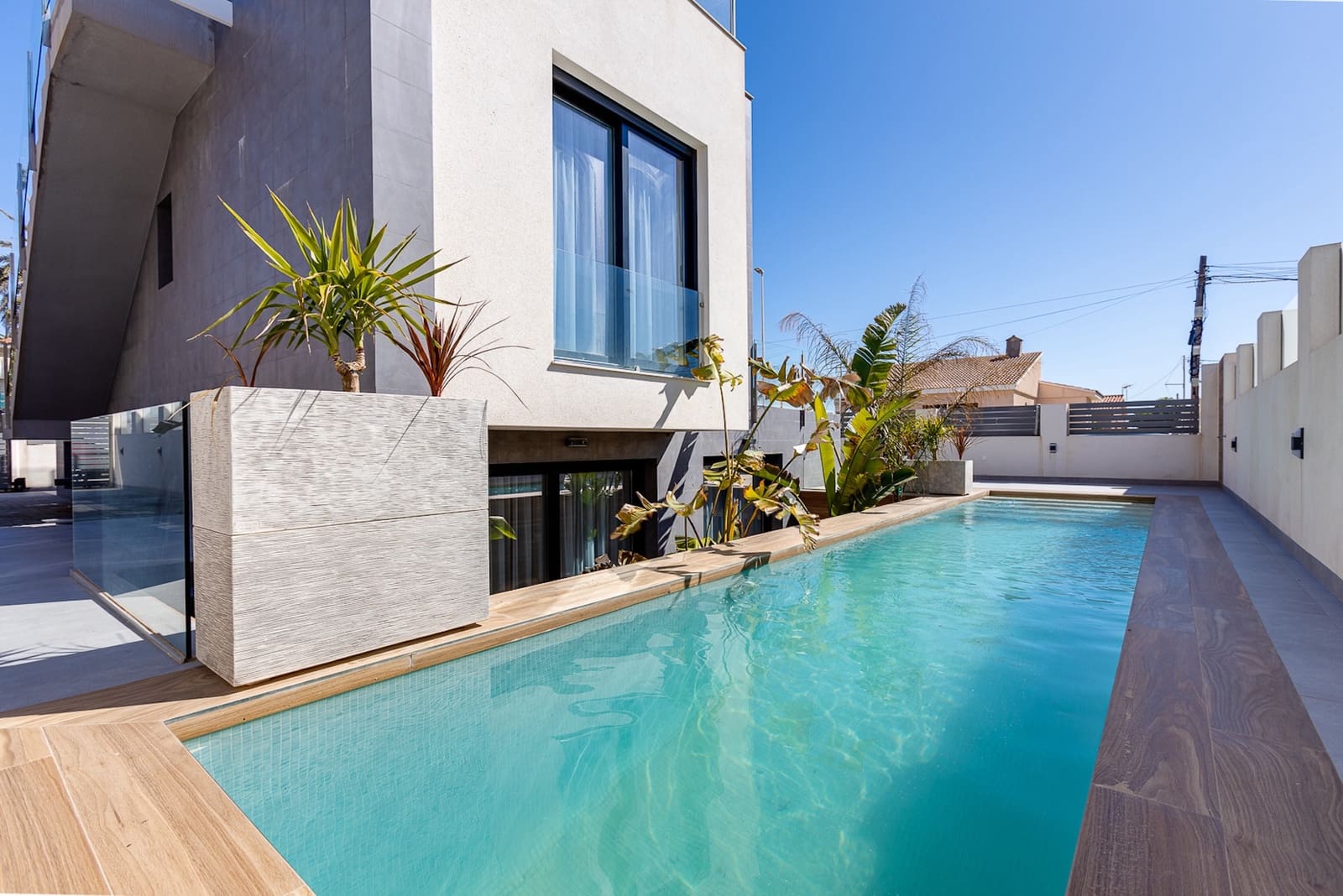 4 soveværelse Villa til salg i La Mata med swimmingpool - € 940.000 (Ref: 9304985)