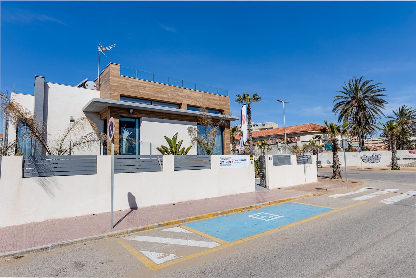 4 soveværelse Villa til salg i La Mata med swimmingpool - € 940.000 (Ref: 9304985)