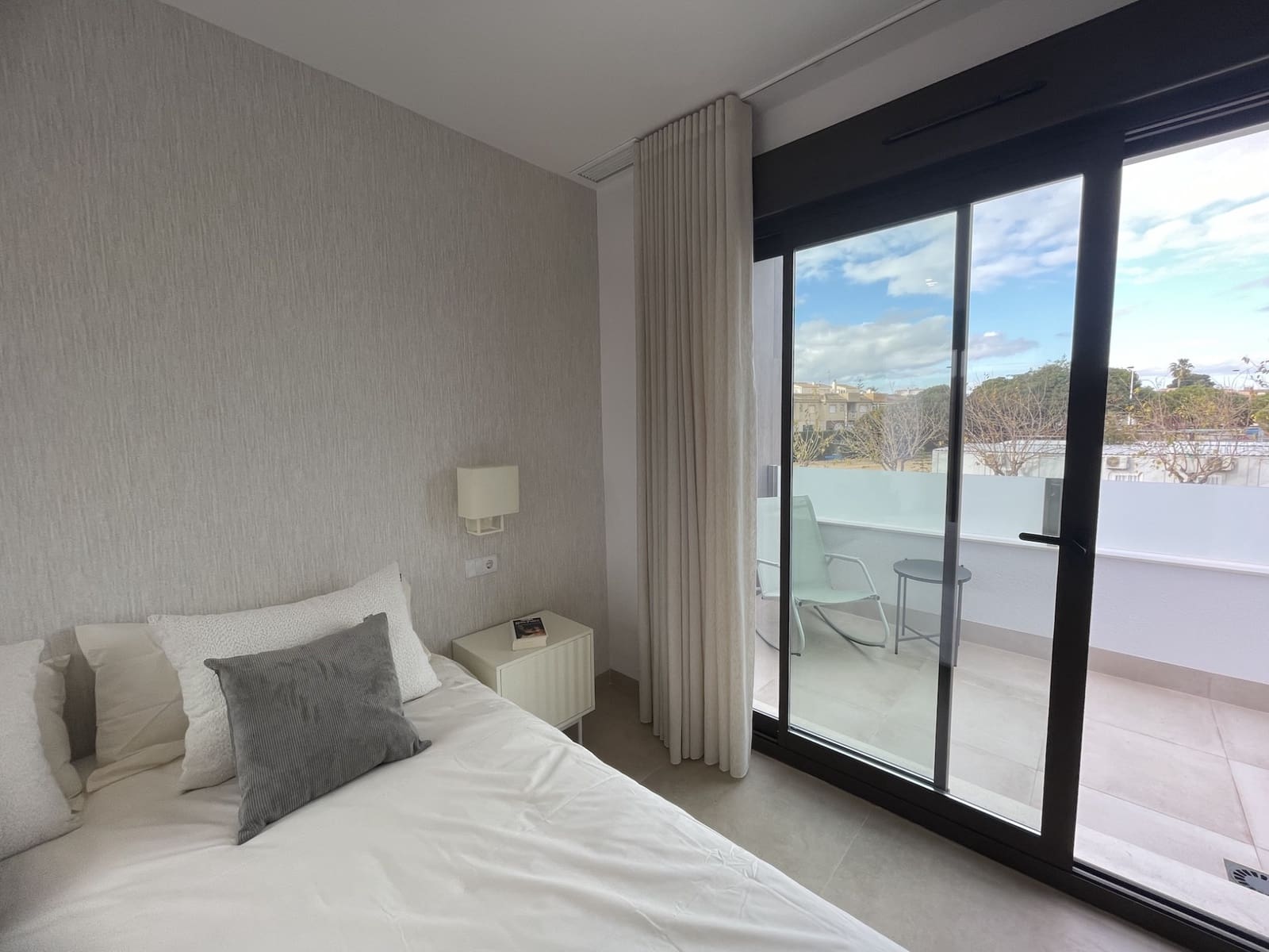 3 slaapkamer Villa te koop in San Pedro del Pinatar met zwembad - € 419.000 (Ref: 9341973)