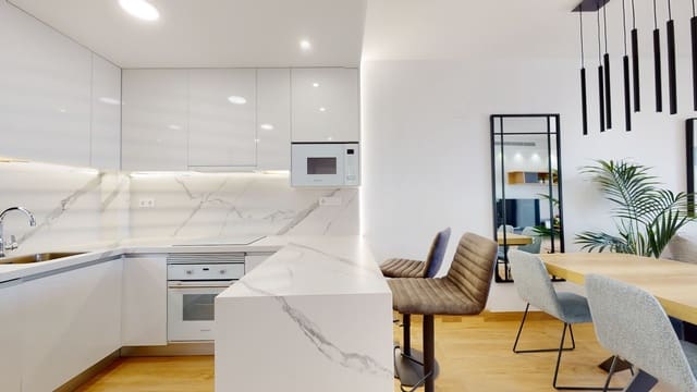 2 slaapkamer Appartement te koop in Los Balcones met zwembad - € 279.000 (Ref: 9353237)