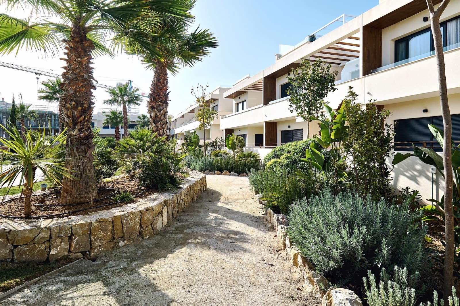 2 sypialnia Penthouse na sprzedaż w Torrevieja z basenem garażem - 380 000 € (Ref: 9371863)