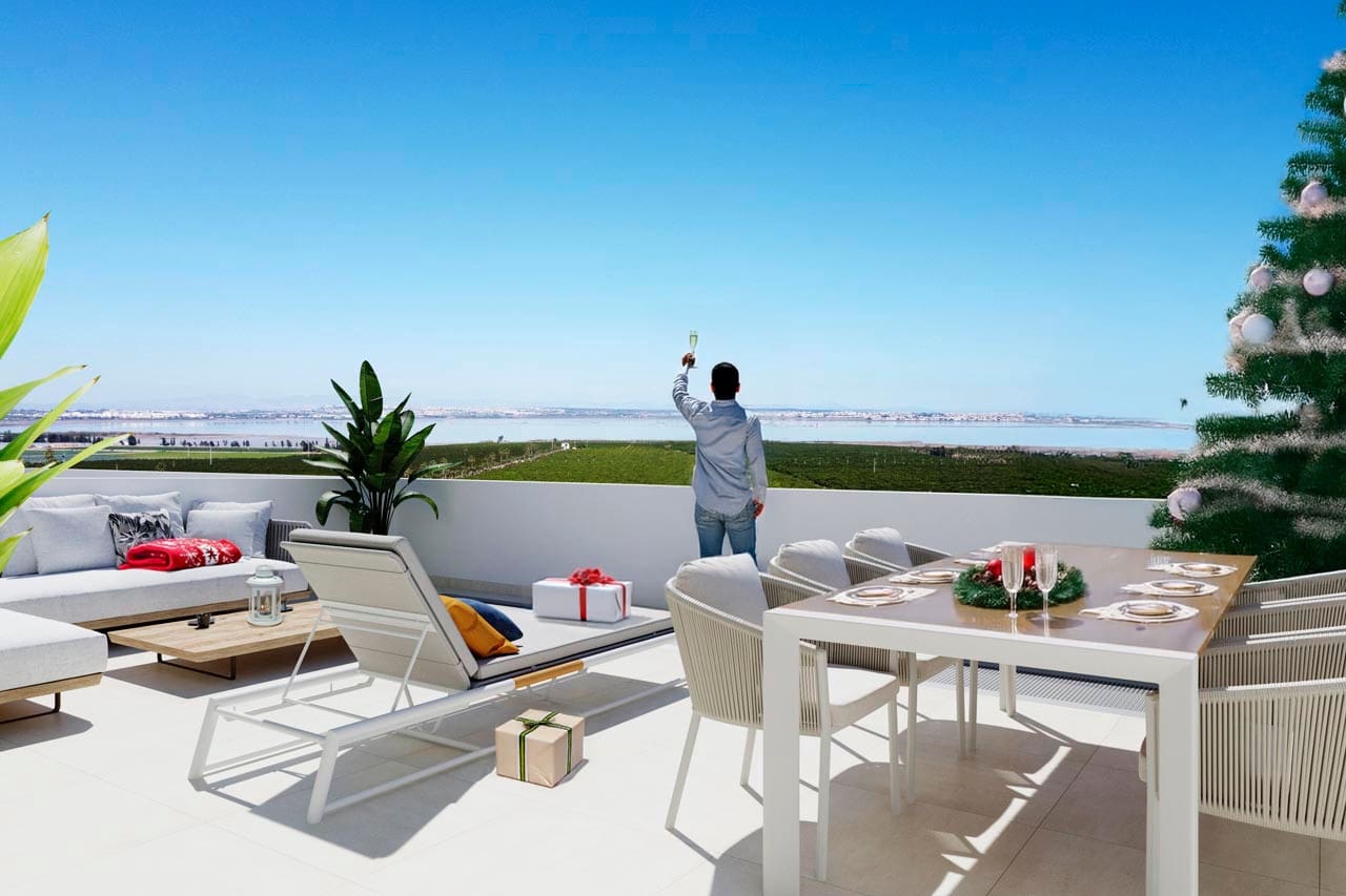 2 slaapkamer Penthouse te koop in Los Balcones met zwembad - € 305.000 (Ref: 9378815)