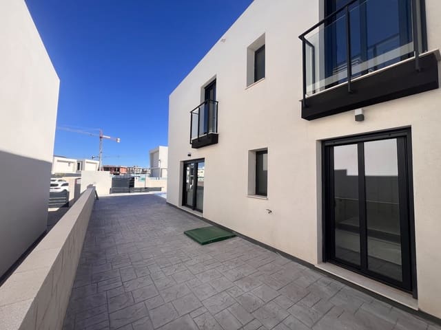 3 makuuhuone Omakotitalo vuokrattavana paikassa Monte y Mar, Santa Pola mukana uima-altaan - 1 800 € (Ref: 9382469)