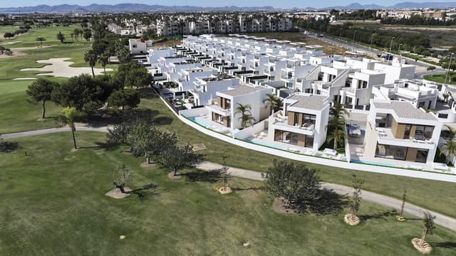 3 soverom Villa til salgs i Roda Golf, San Javier med svømmebasseng - € 799 000 (Ref: 9426948)