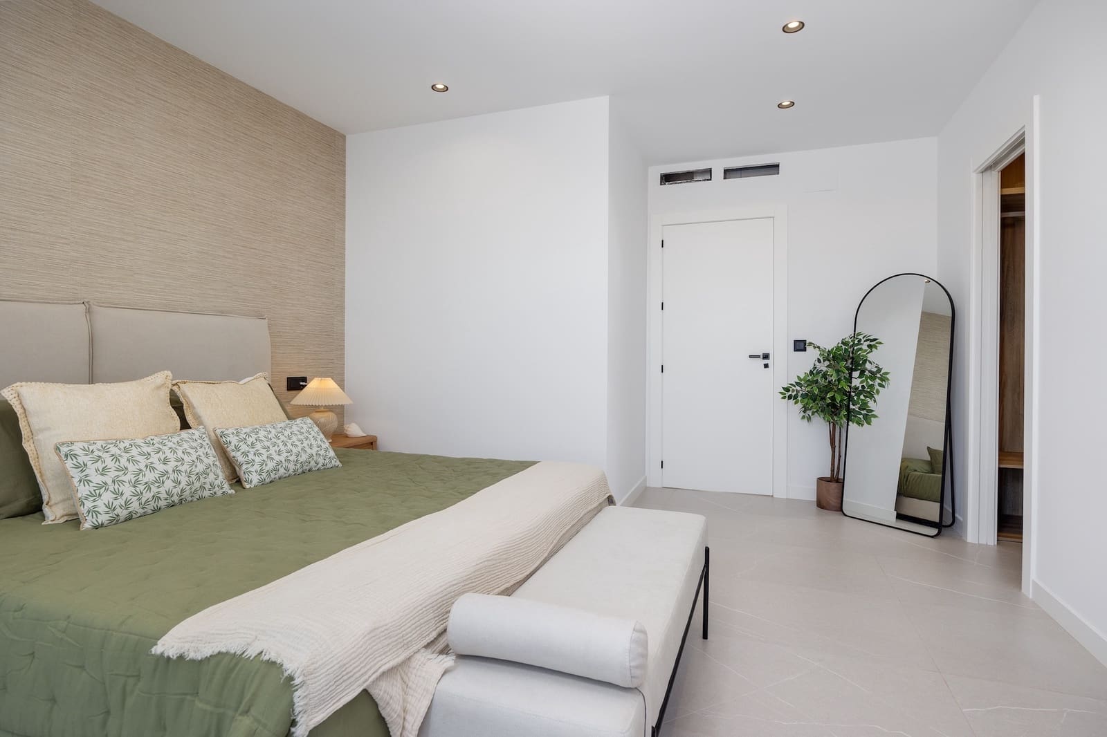 3 chambre Villa/Maison à vendre à Torrevieja avec piscine garage - 595 000 € (Ref: 9443087)