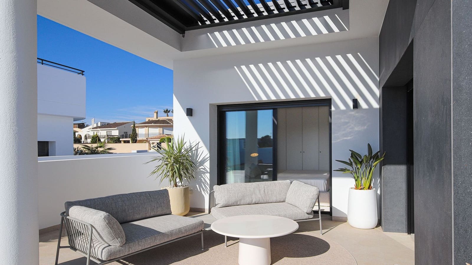 4 makuuhuone Huvila myytävänä paikassa Ciudad Quesada mukana uima-altaan - 699 000 € (Ref: 9460922)