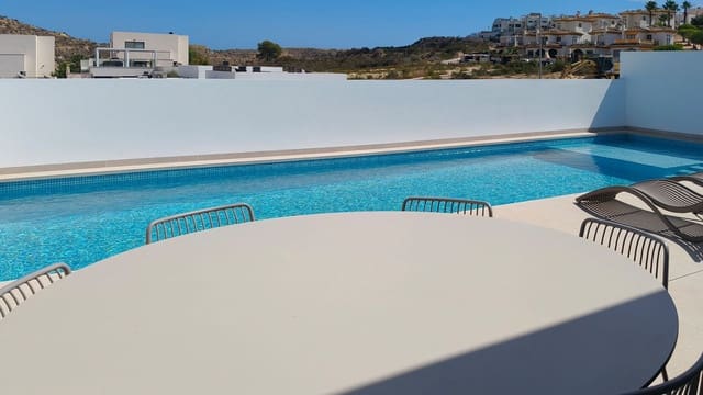 4 makuuhuone Huvila myytävänä paikassa Ciudad Quesada, Rojales mukana uima-altaan - 699 000 € (Ref: 9460922)