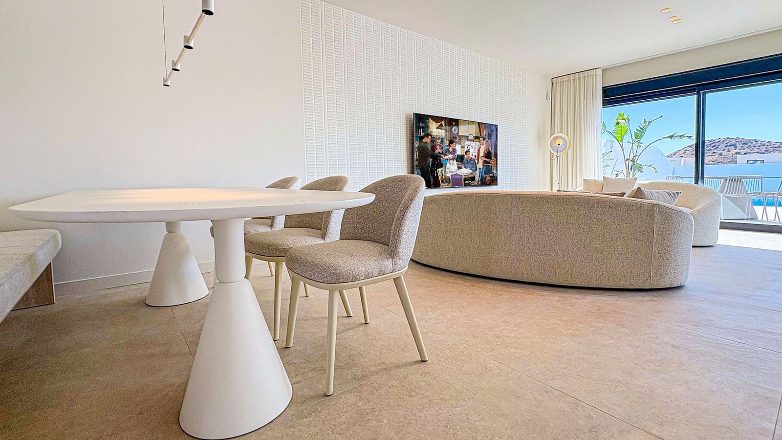 4 makuuhuone Huvila myytävänä paikassa Ciudad Quesada mukana uima-altaan - 699 000 € (Ref: 9460922)