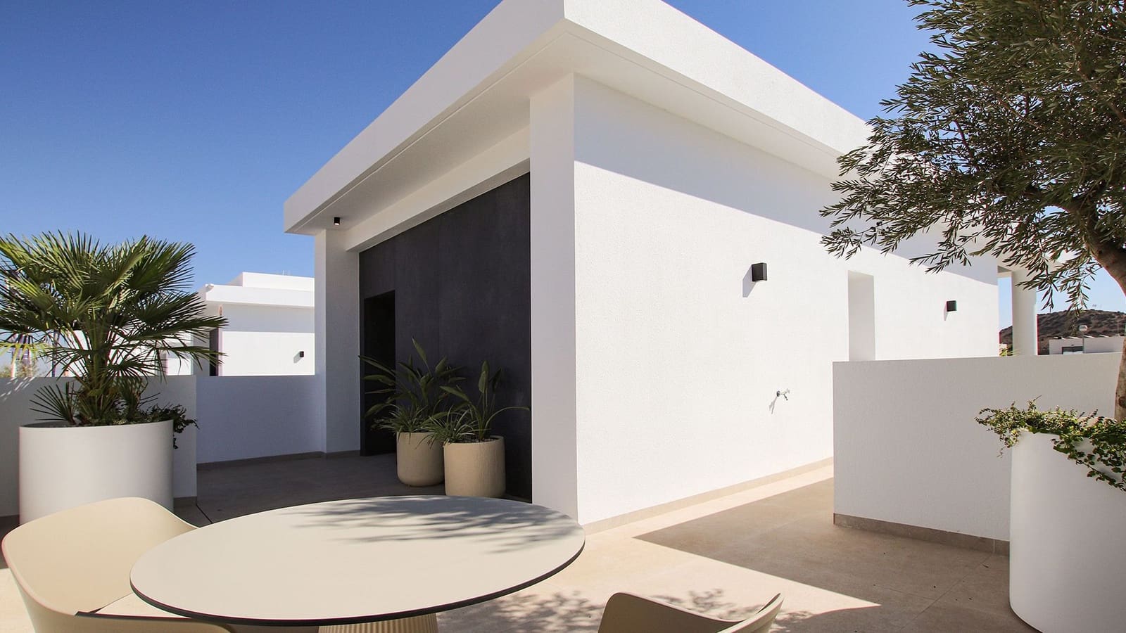 4 makuuhuone Huvila myytävänä paikassa Ciudad Quesada mukana uima-altaan - 699 000 € (Ref: 9460922)