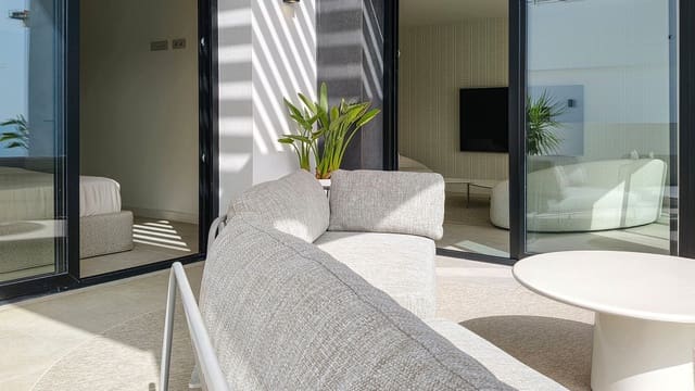 4 makuuhuone Huvila myytävänä paikassa Ciudad Quesada, Rojales mukana uima-altaan - 699 000 € (Ref: 9460922)