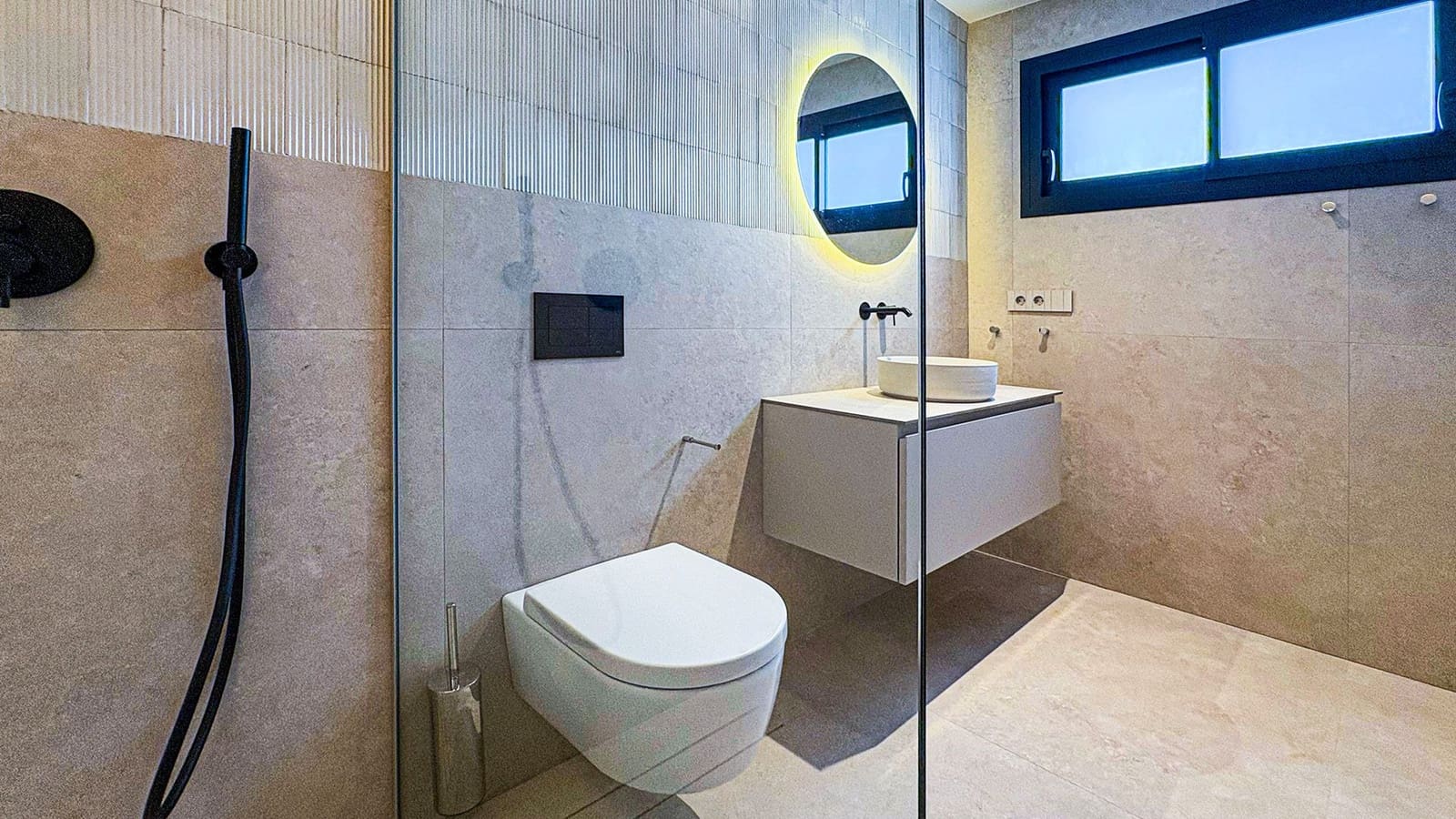4 Zimmer Villa zu verkaufen in Ciudad Quesada mit Pool - 699.000 € (Ref: 9460922)