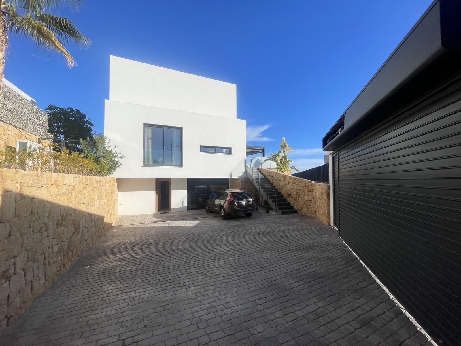 4 slaapkamer Villa te koop in Finestrat met zwembad garage - € 2.100.000 (Ref: 9460923)