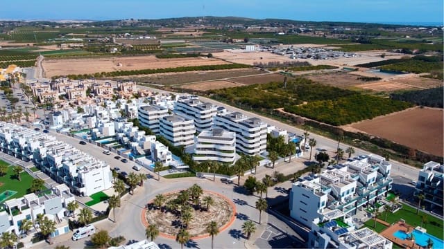 2 chambre Penthouse à vendre à El Raso, Guardamar del Segura avec piscine - 365 000 € (Ref: 9483727)