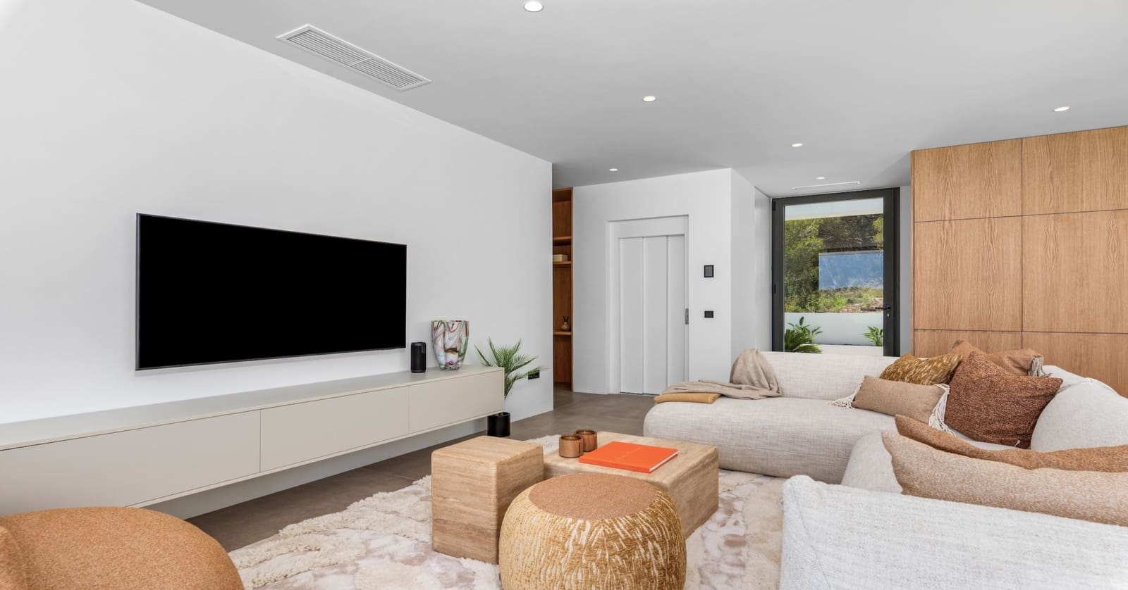 3 bedroom Villa for sale in Las Colinas Golf with pool garage - € 1,875,000 (Ref: 9483750)