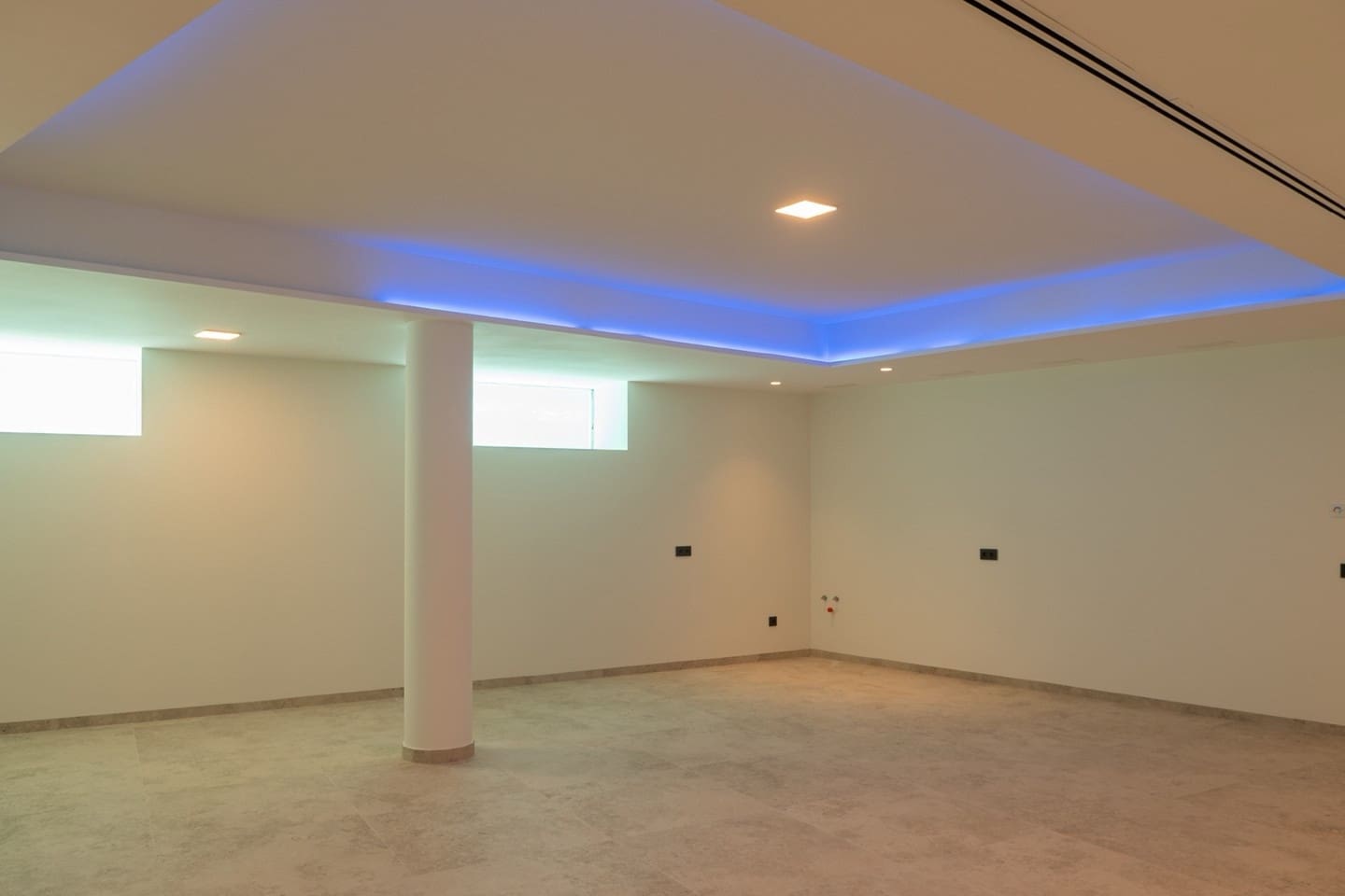 4 bedroom Villa for sale in Benissa with pool garage - € 1,370,000 (Ref: 9483759)