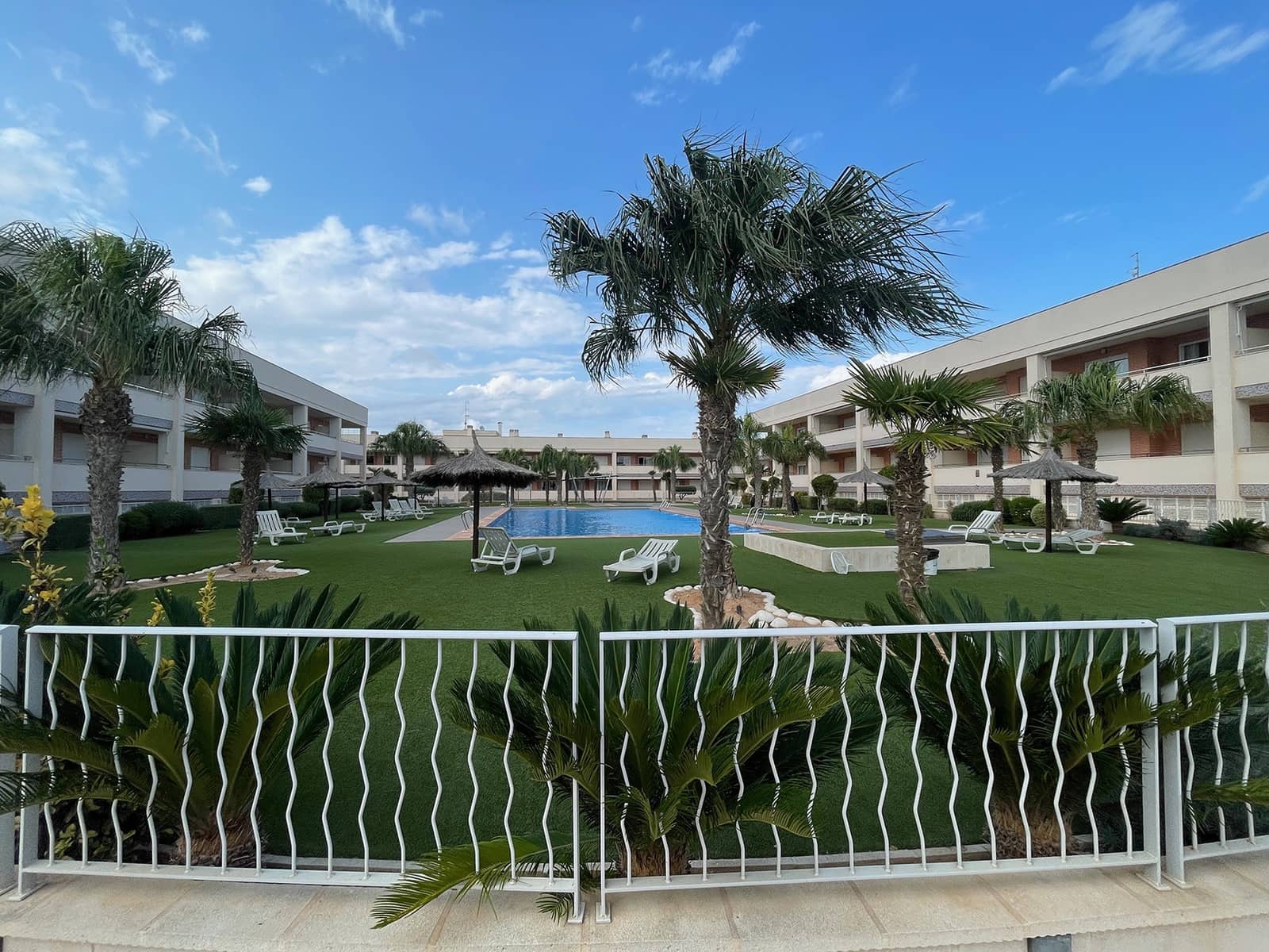 2 slaapkamer Appartement te koop in Gran Alacant met zwembad garage - € 210.000 (Ref: 9488048)