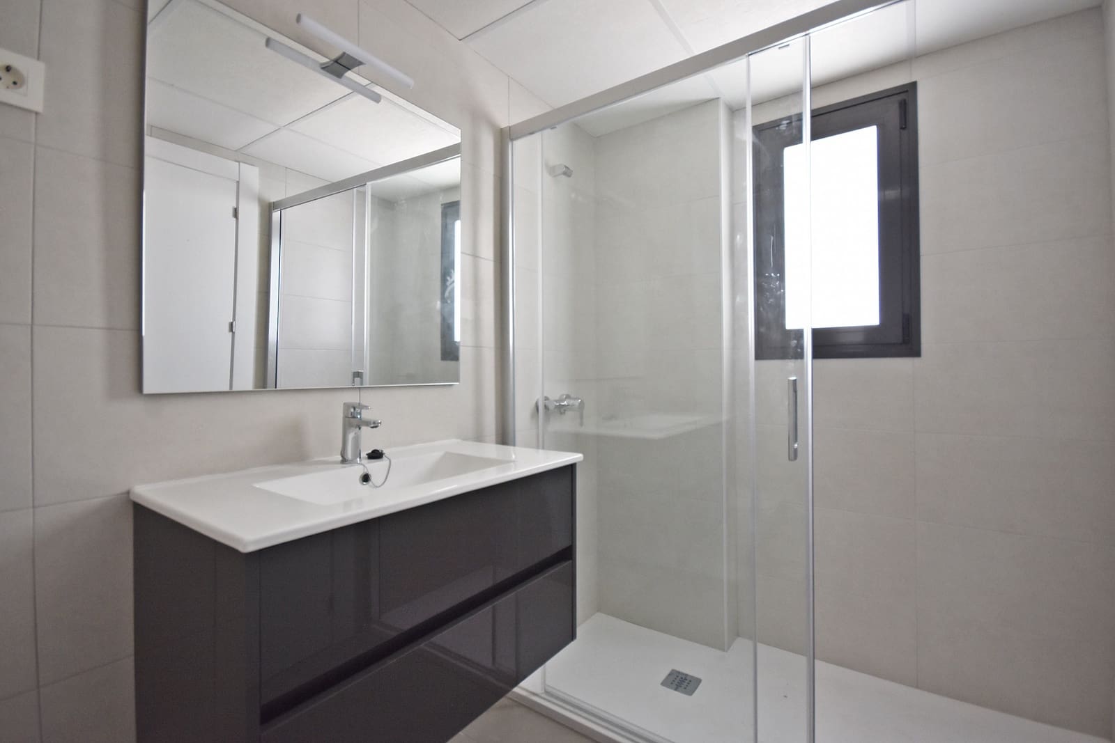 Chalet de 3 habitaciones en Puerto de Mazarron en venta con piscina - 294.000 € (Ref: 9590611)