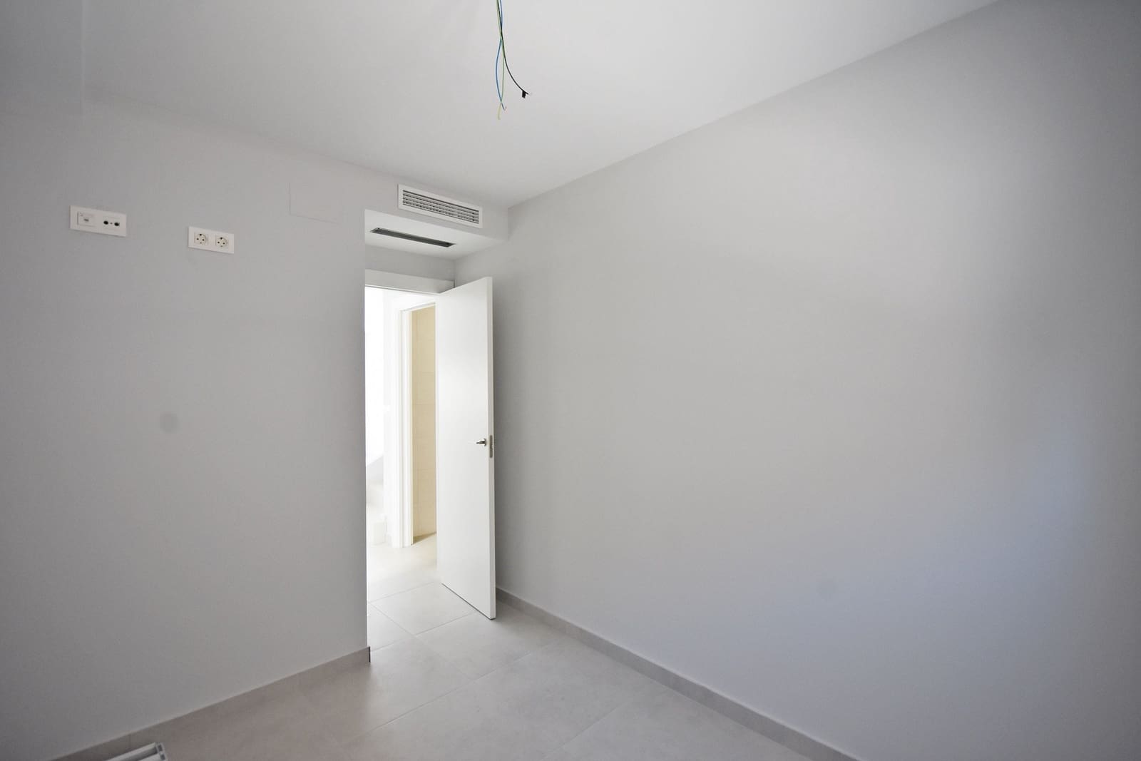 Chalet de 3 habitaciones en Puerto de Mazarron en venta con piscina - 294.000 € (Ref: 9590611)