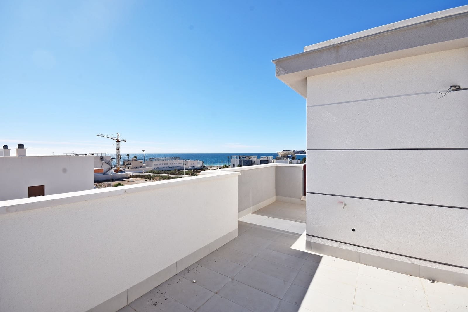 Chalet de 3 habitaciones en Puerto de Mazarron en venta con piscina - 294.000 € (Ref: 9590611)