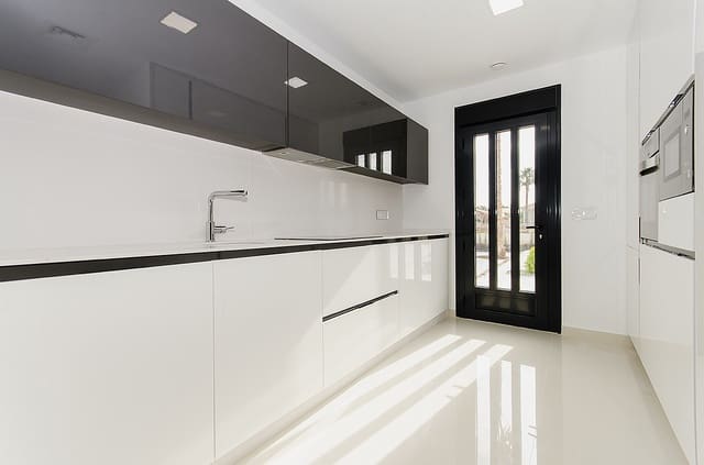 4 sypialnia Willa na sprzedaż w Dehesa de Campoamor, Orihuela z basenem garażem - 995 000 € (Ref: 9795461)