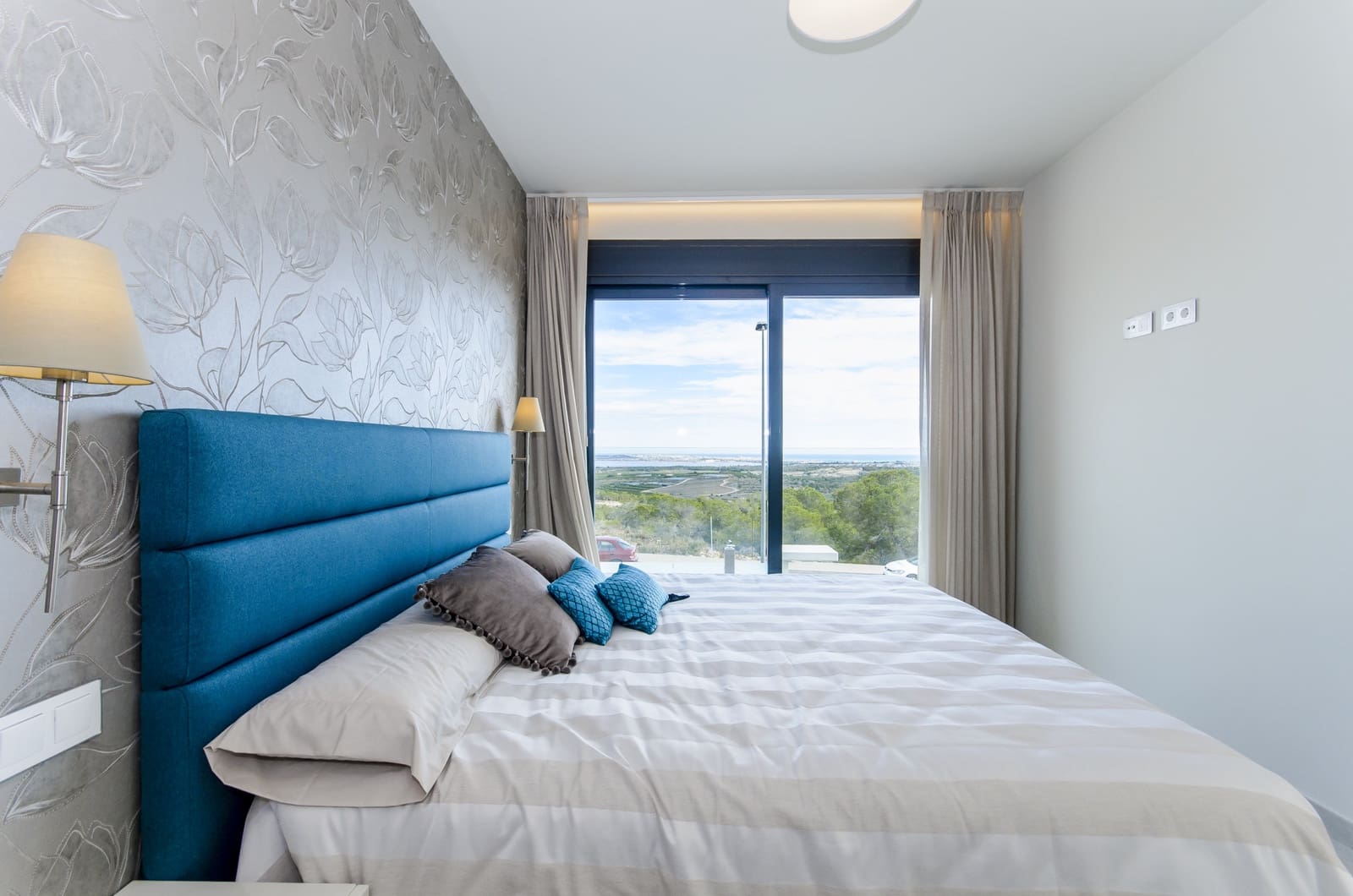 3 Zimmer Villa zu verkaufen in San Miguel de Salinas mit Pool Garage - 1.250.000 € (Ref: 9795462)