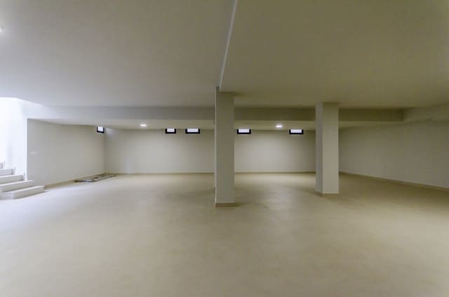 3 slaapkamer Villa te koop in San Miguel de Salinas met zwembad garage - € 1.250.000 (Ref: 9795462)