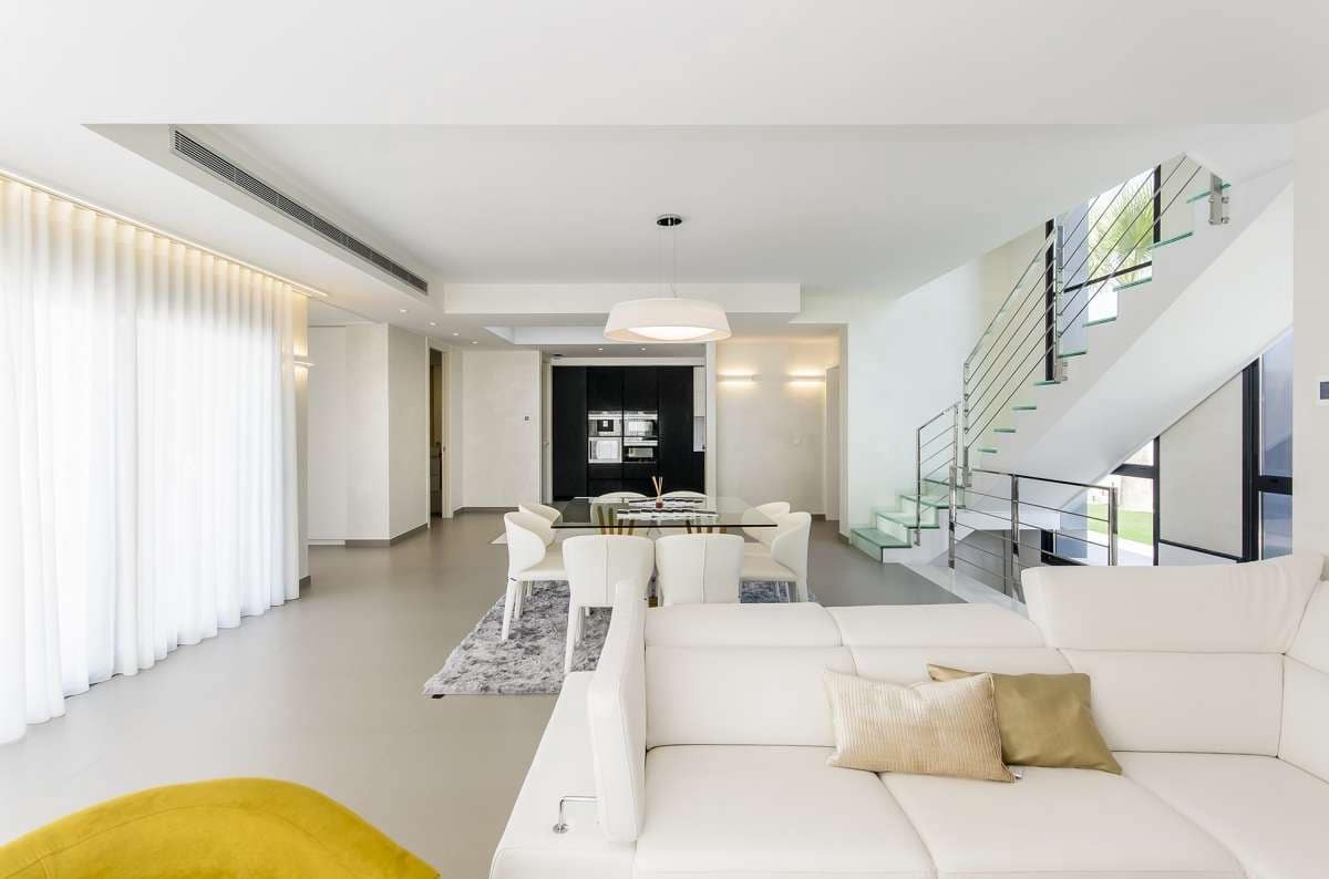 3 soveværelse Villa til salg i Dehesa de Campoamor med swimmingpool garage - € 1.195.000 (Ref: 9795464)