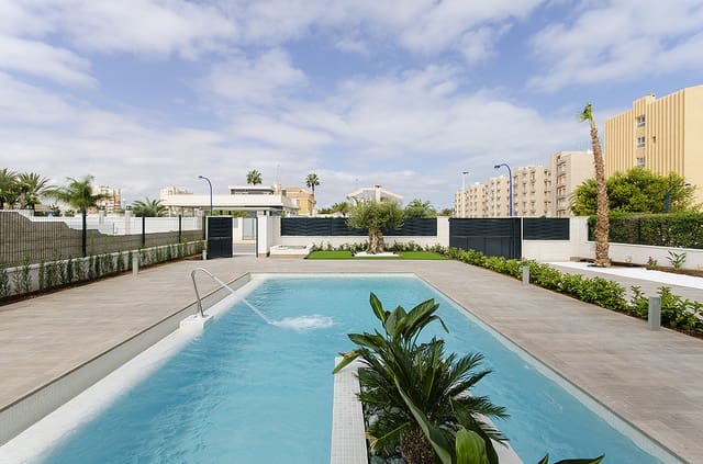 3 bedroom Villa for sale in Dehesa de Campoamor, Orihuela with pool garage - € 995,000 (Ref: 9795465)