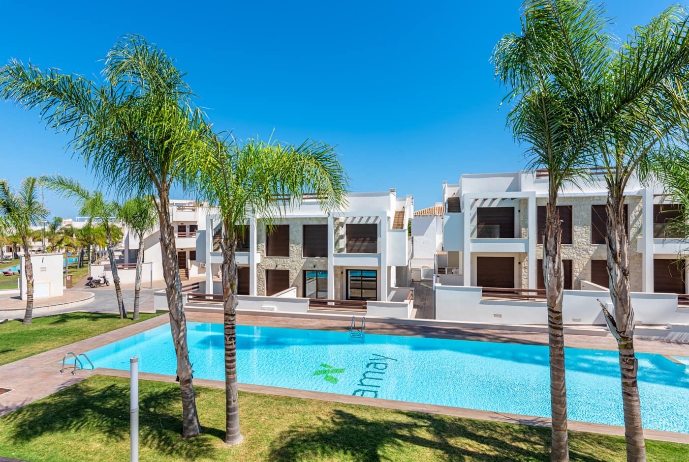 3 quarto Penthouse para venda em Los Balcones com piscina - 325 000 € (Ref: 9795490)