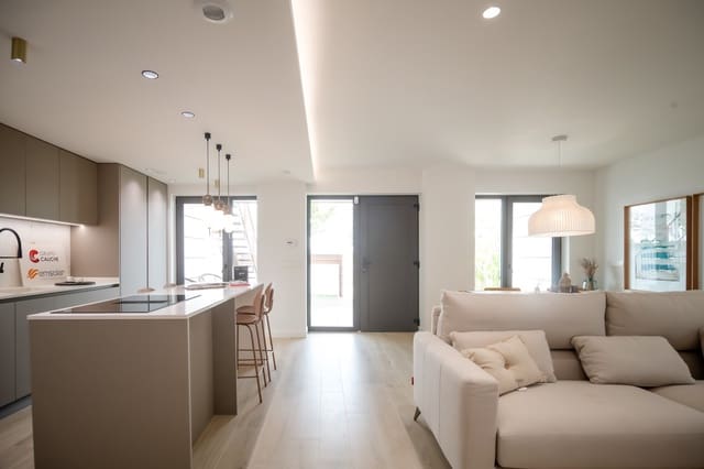3 camera da letto Casa in vendita in Pilar de la Horadada ciudad, Pilar de la Horadada con piscina - 385.000 € (Rif: 9795778)
