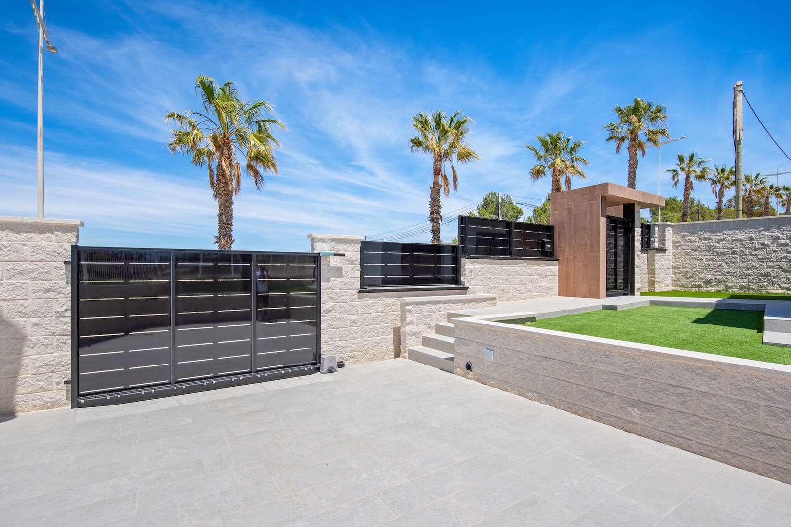 3 bedroom Villa for sale in Algorfa with pool garage - € 445,000 (Ref: 9795786)