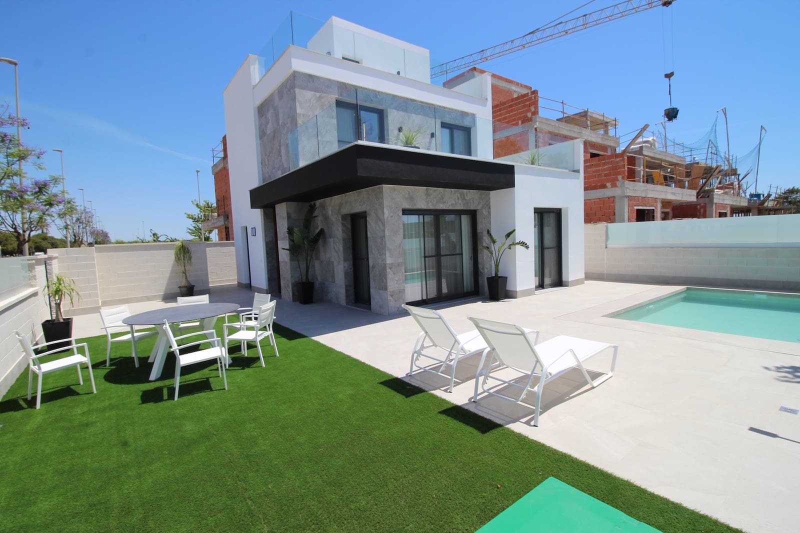 3 bedroom Villa for sale in Pilar de la Horadada with pool - € 725,000 (Ref: 9795860)