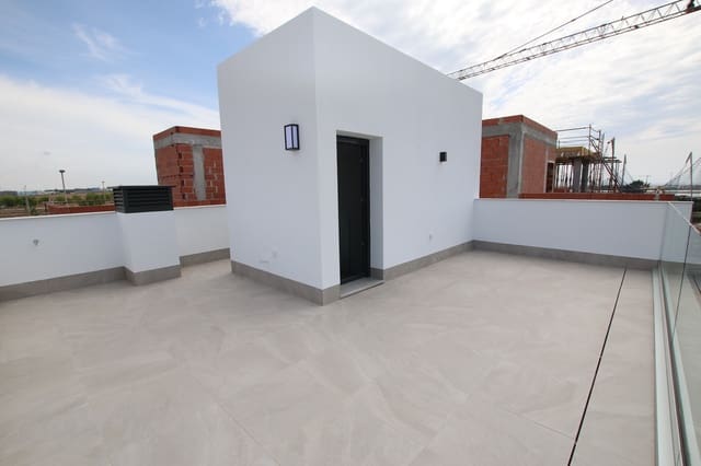 3 soverom Villa til salgs i Pilar de la Horadada ciudad, Pilar de la Horadada med svømmebasseng - € 725 000 (Ref: 9795860)